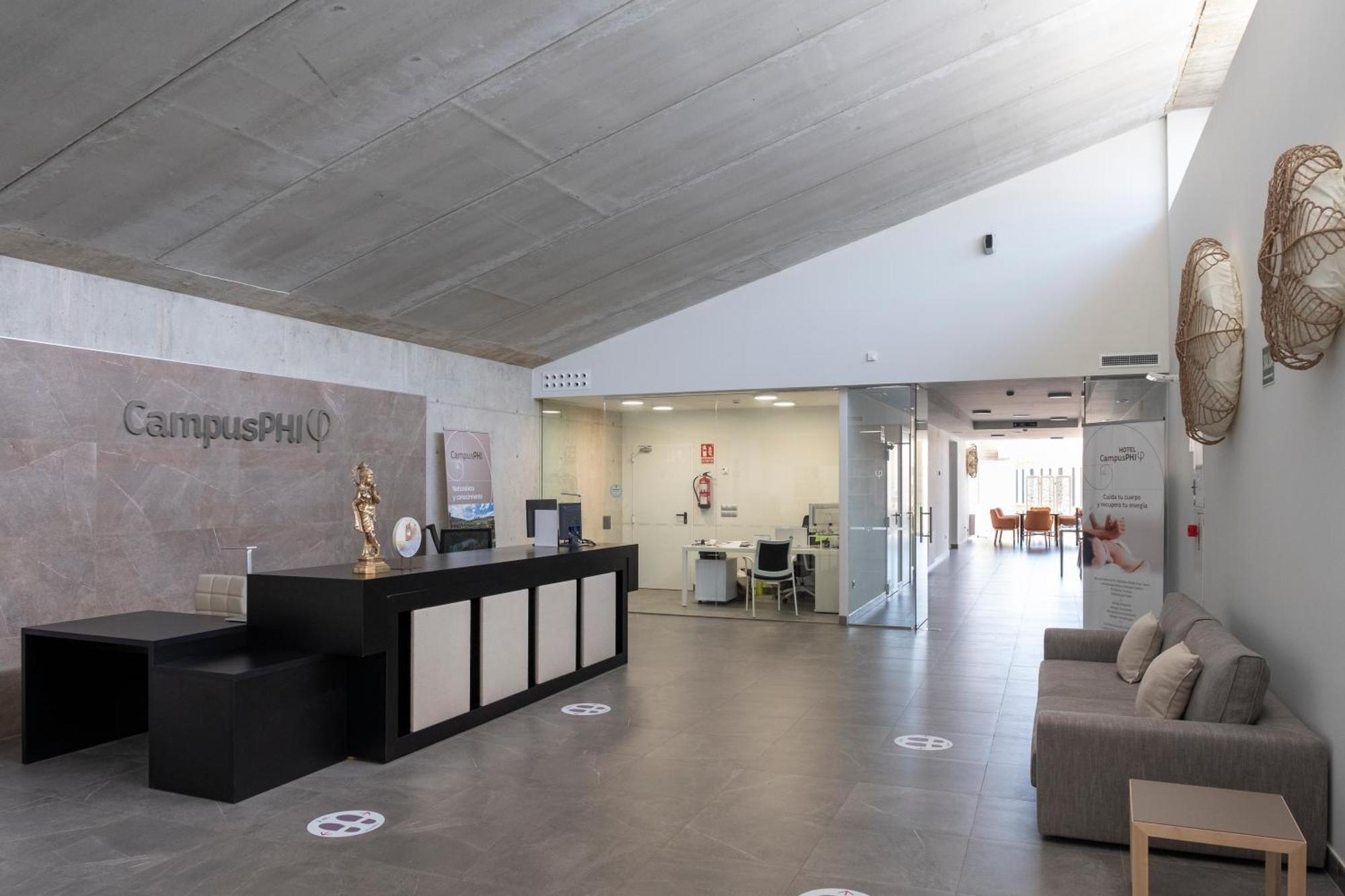 Hotel Campusphi Acebo Eksteriør billede